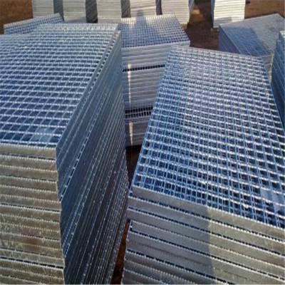 插接踏步鋼格板 臨沂鋼格板樓梯的專(zhuān)業(yè)生產(chǎn)與銷(xiāo)售